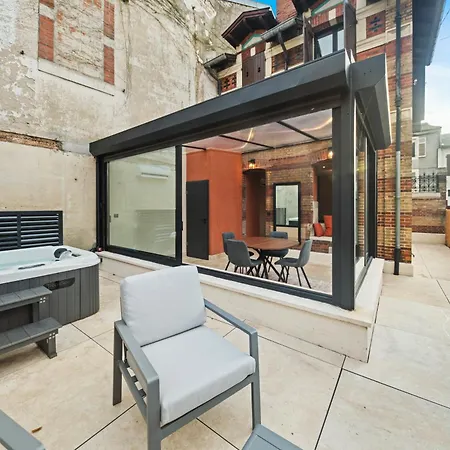 Сasa de vacaciones Maison D'architecte Avec Jacuzzi, Quartier Prémontrés *