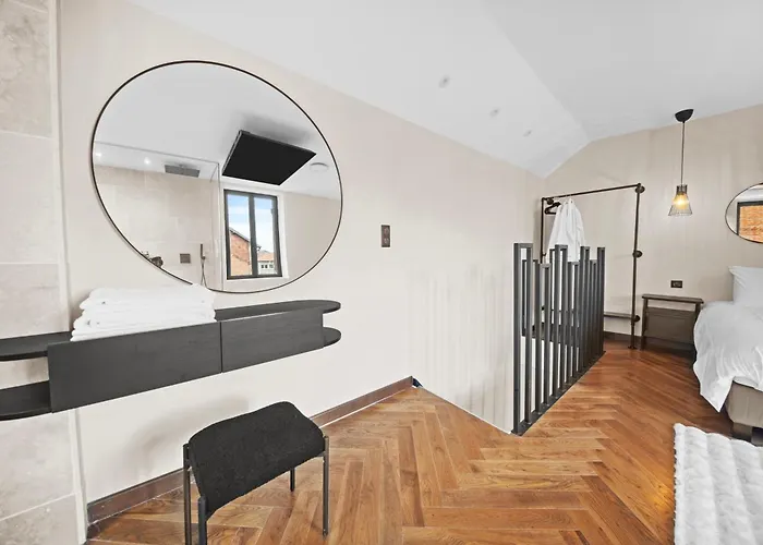 Dom wakacyjny Maison D'architecte Avec Jacuzzi, Quartier Premontres